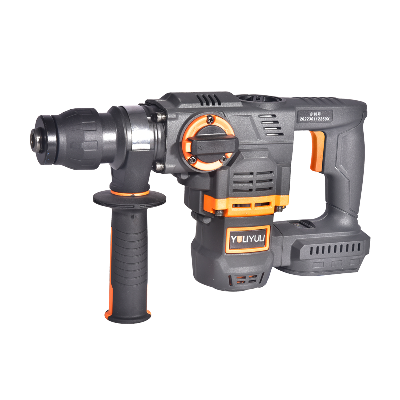 Handheld Electric Chainsaw vs. Gasoline Chainsaw